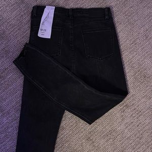 Urban Revivo jeans, skinny, black, NeW with tags, size 6
